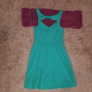 Green sun dress small